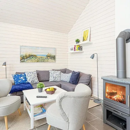 Lovely Home In Krems Iiwarderbrueck With Sauna