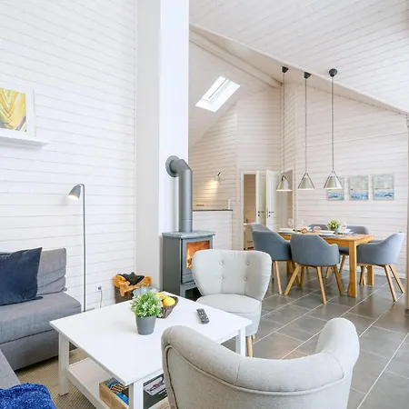 Beautiful In Krems Iiwarderbrueck Holiday home *