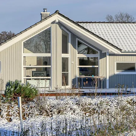 Lovely Home In Krems Iiwarderbrueck With Sauna Gols